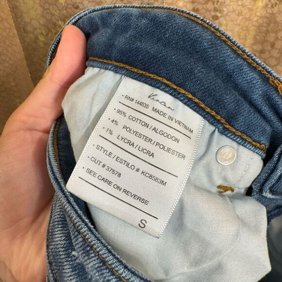 KanCan Women's Moss High Rise Button Fly Distressed Bermuda Shorts Small - Picture 6 of 12